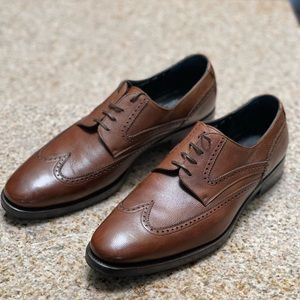 Salvatore Ferragamo lace up wingtip with lug sole size 13D